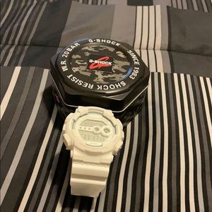 White g shock watch